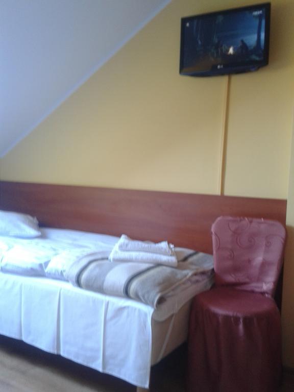 Gosciniec Sloneczny Hotel Drzonkow Room photo